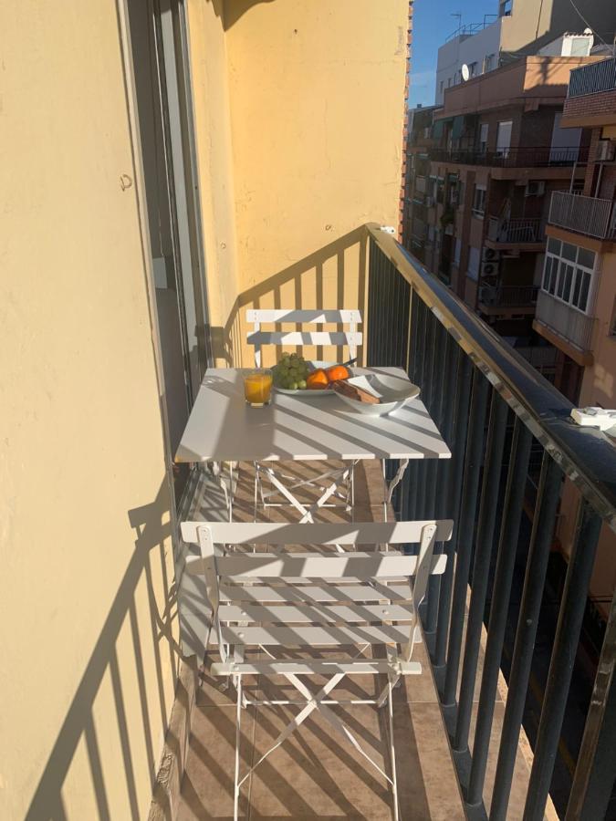 Apartamento Playa El Cabanyal Valencia Exterior photo