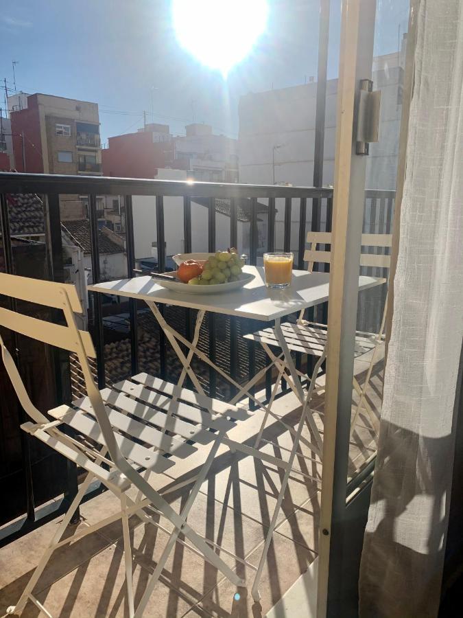 Apartamento Playa El Cabanyal Valencia Exterior photo